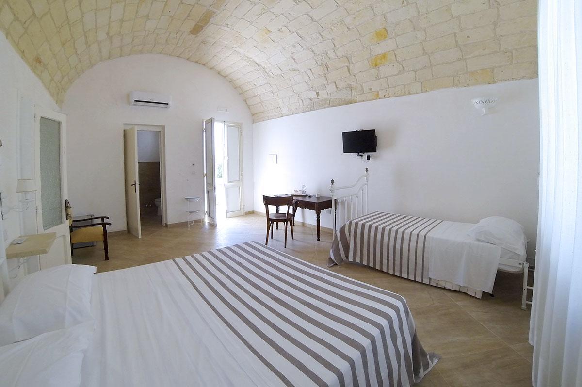 B&B Palazzo Marzo Otranto Bagian luar foto