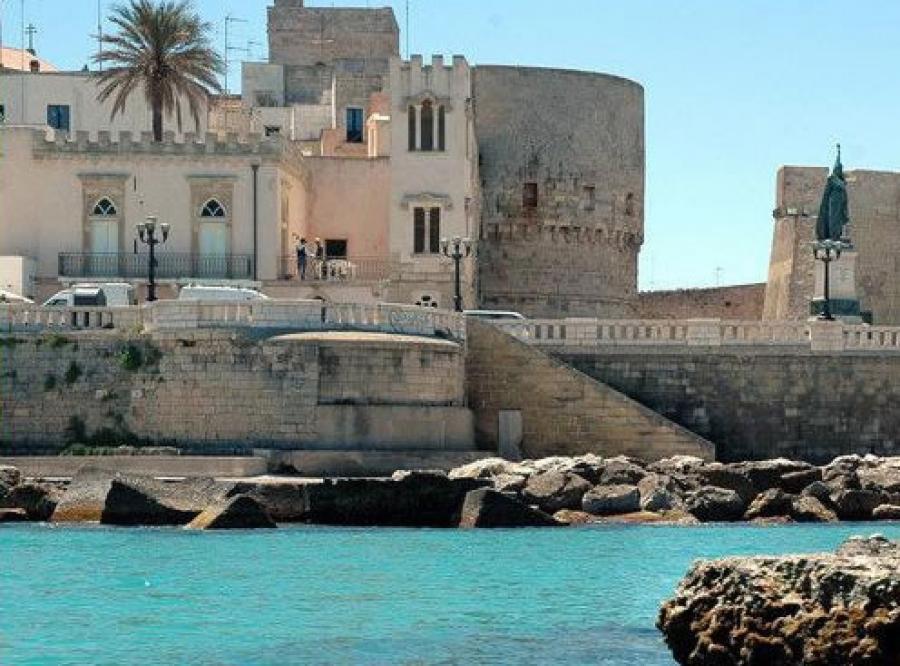 B&B Palazzo Marzo Otranto Bagian luar foto